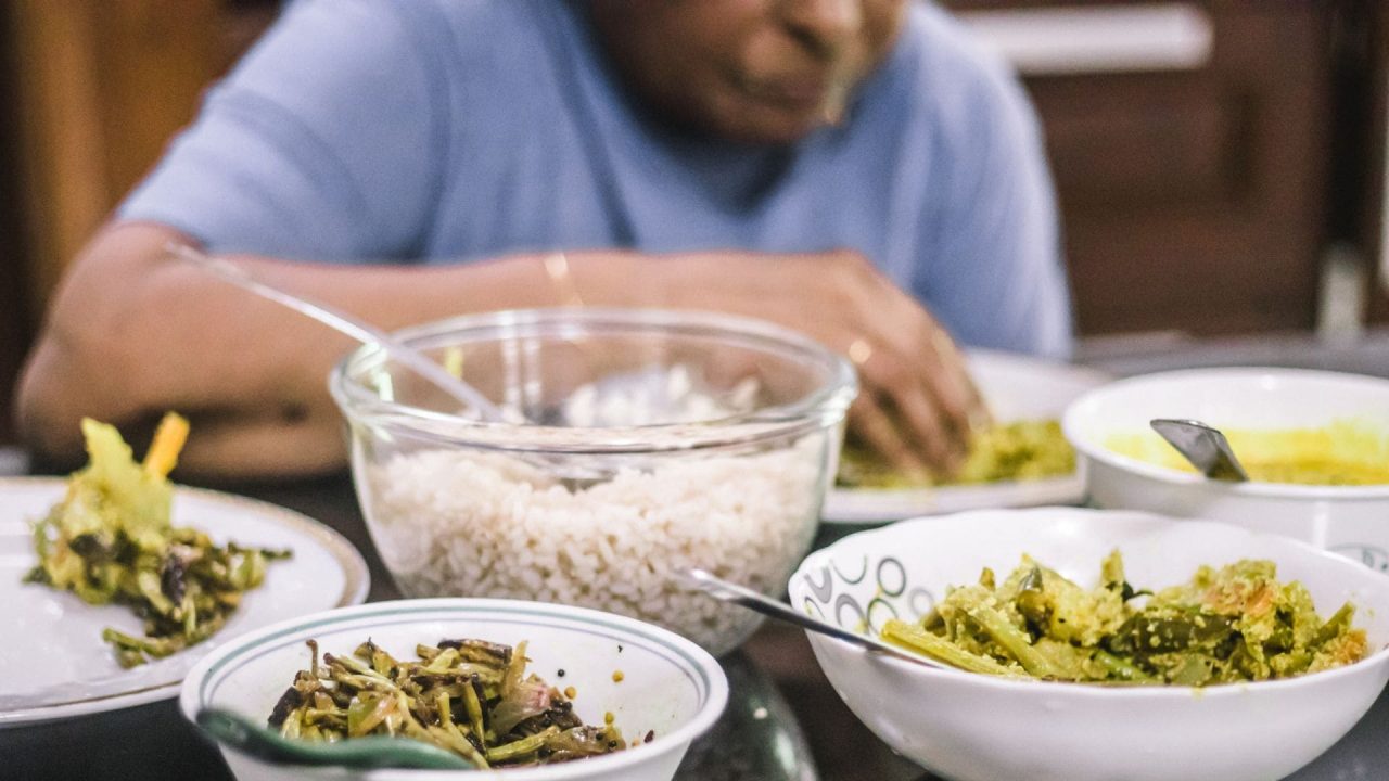 mau hálito frequente - cuide bem da sua alimentação